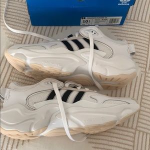Adidas Magmur Runner